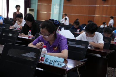 全国家政服务业职业技能竞赛辽宁省选拔赛在大连举办，助推家政服务专业化发展